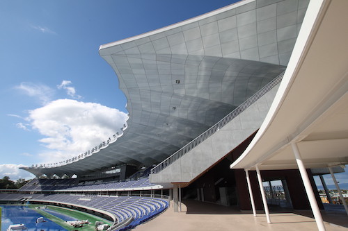 新青森県総合運動公園陸上競技場