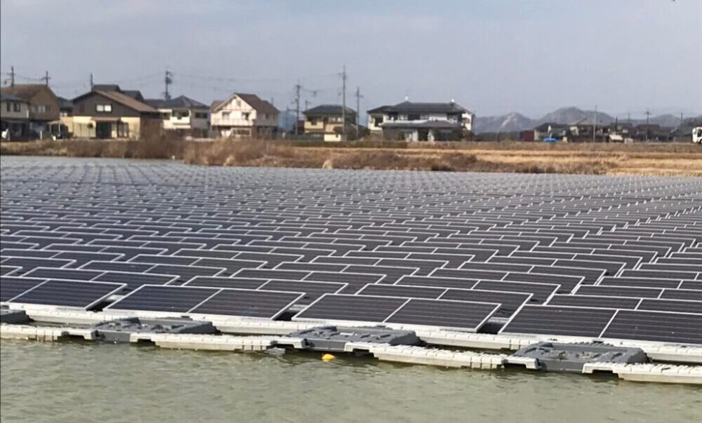 大沢新池水上太陽光発電所