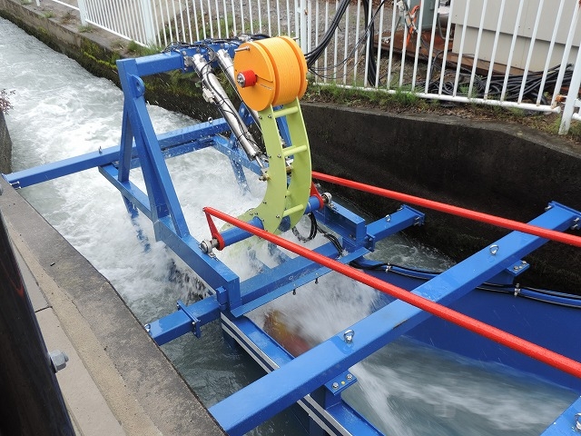 小型水力発電システム(株式会社朋電舎)